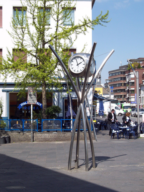 965_5184_800_jk-49000-der-mensch-und-die-zeit-100-x-5000-cm-edelstahl-uhrenwerke-1