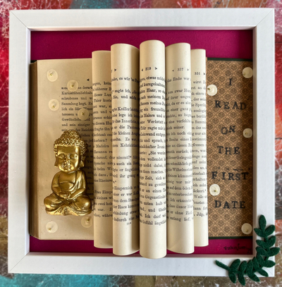 ireadonthefristdate by frollein suomi 2024 20cmx20cm mixedmedia