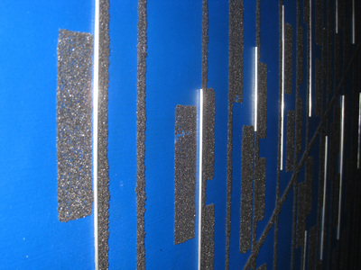 JK 01420 Dorflandschaft 90 x 100 cm  Quarzsand + Aluminium +  Acrylfarbe + Holzplatte Detail